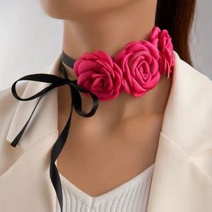 Jane Chic Designs Three Rose Cameo